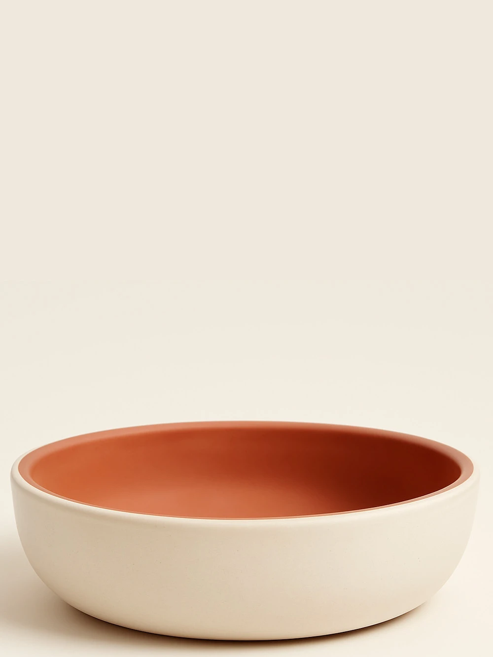 Yayvan Sırlı Saksı Beyaz Ø21cm Yayvan Sırlı Saksı Beyaz Ø21cm - saksilar - Lalezar Botanik